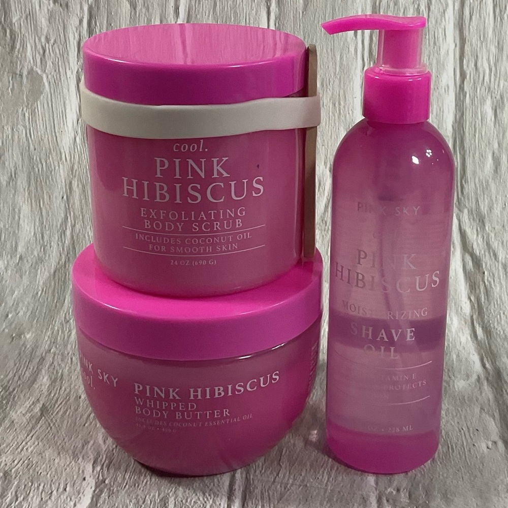 NWB Pink Sky Pink Hibiscus Body Care Trio